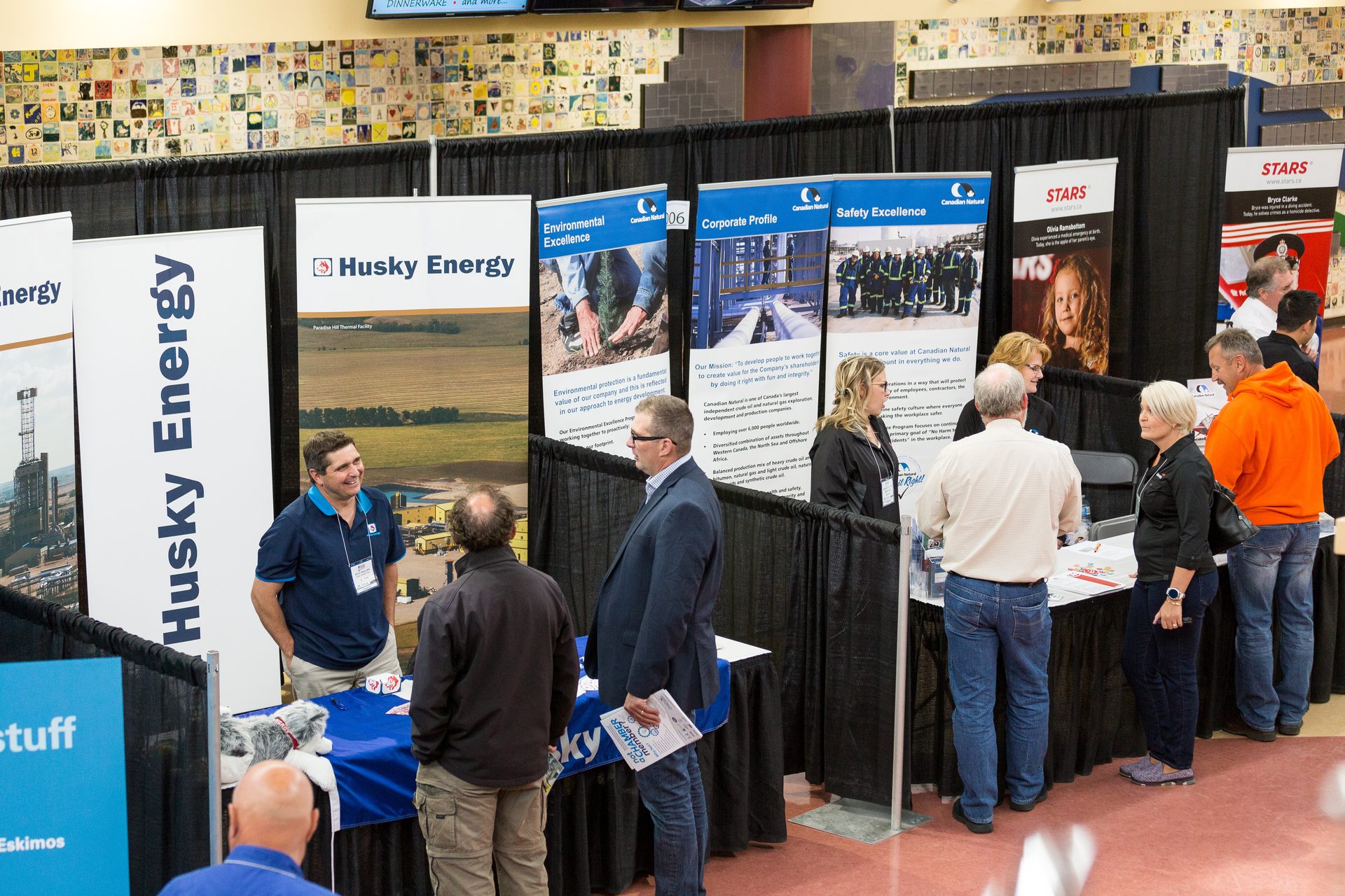 Exhibitor booths on the BOAGS show floor